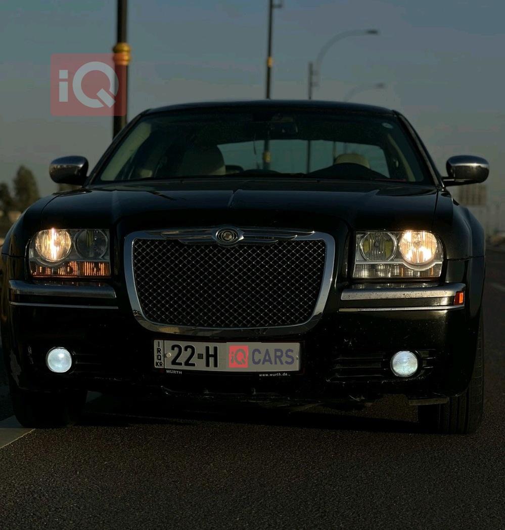 کرایسلەر 300